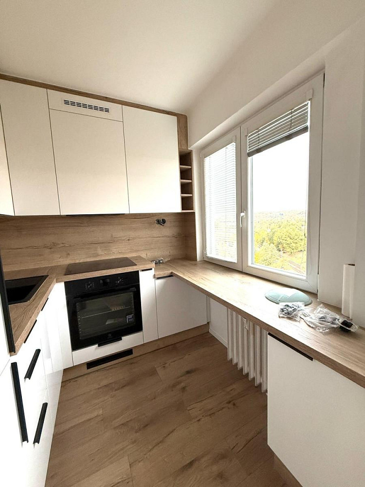 Pronájem bytu 1+1 32 m² – fotografie 3