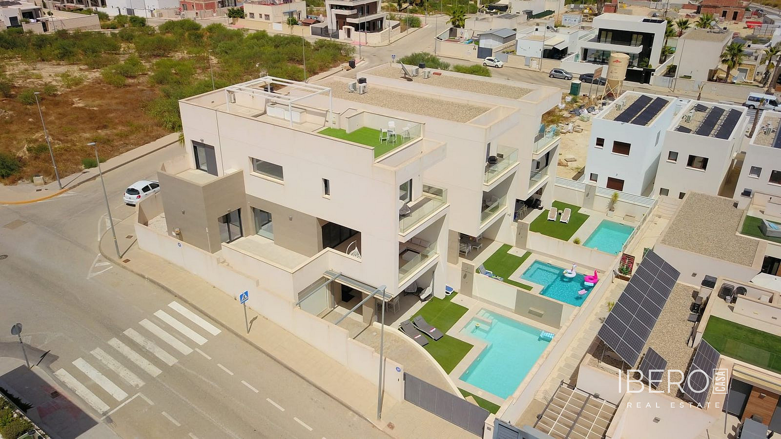 Prodej domu 319 m² s pozemkem 360 m²