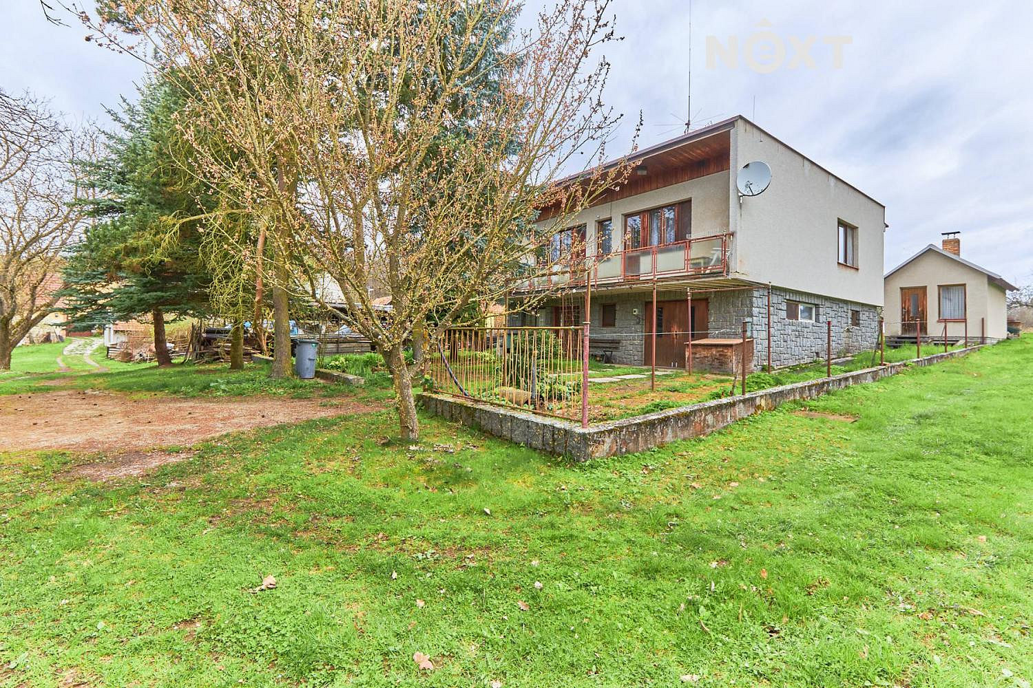 Prodej domu 300 m² s pozemkem 2 300 m² – fotografie 3