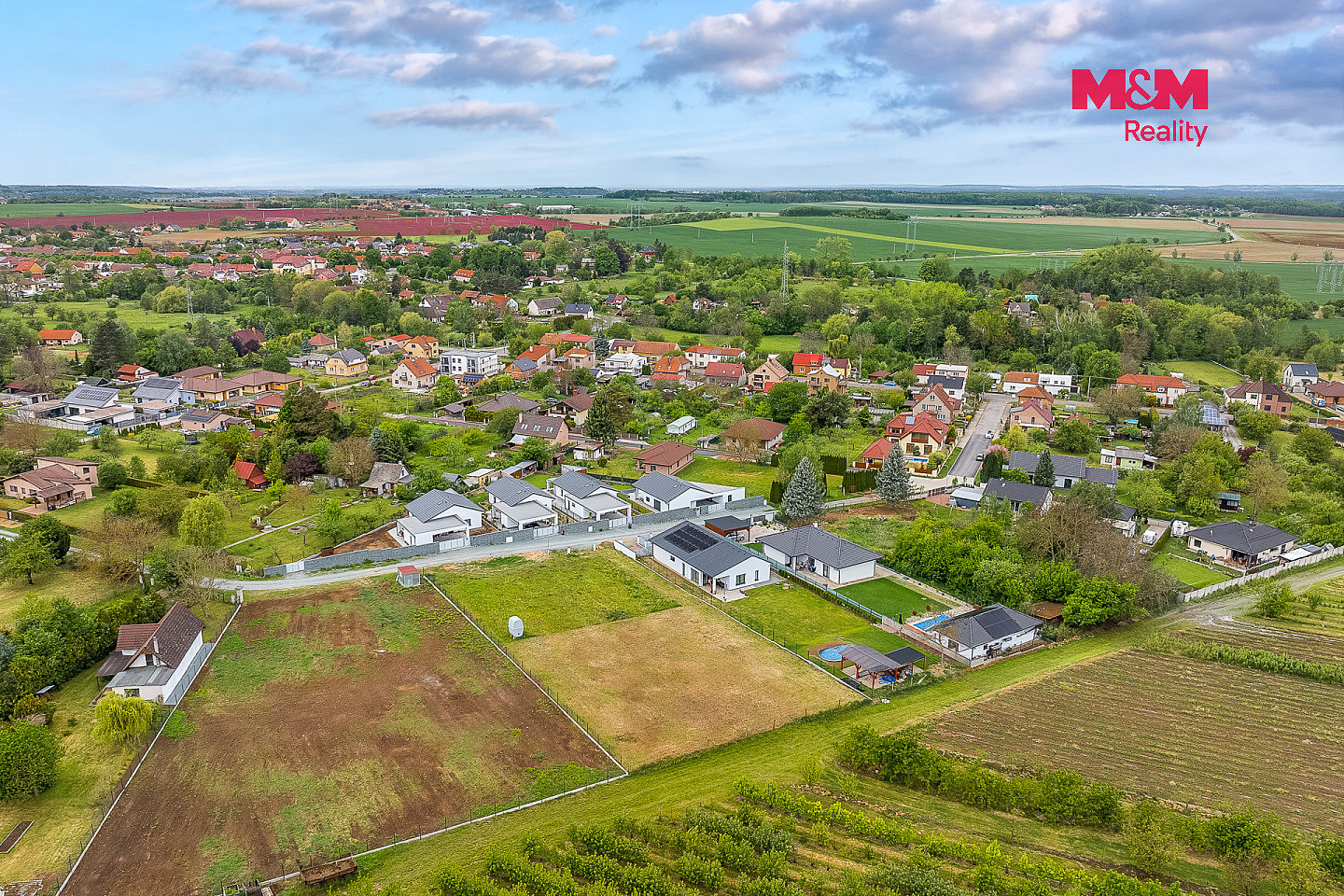 Prodej stavebního pozemku 1 205 m² – fotografie 3