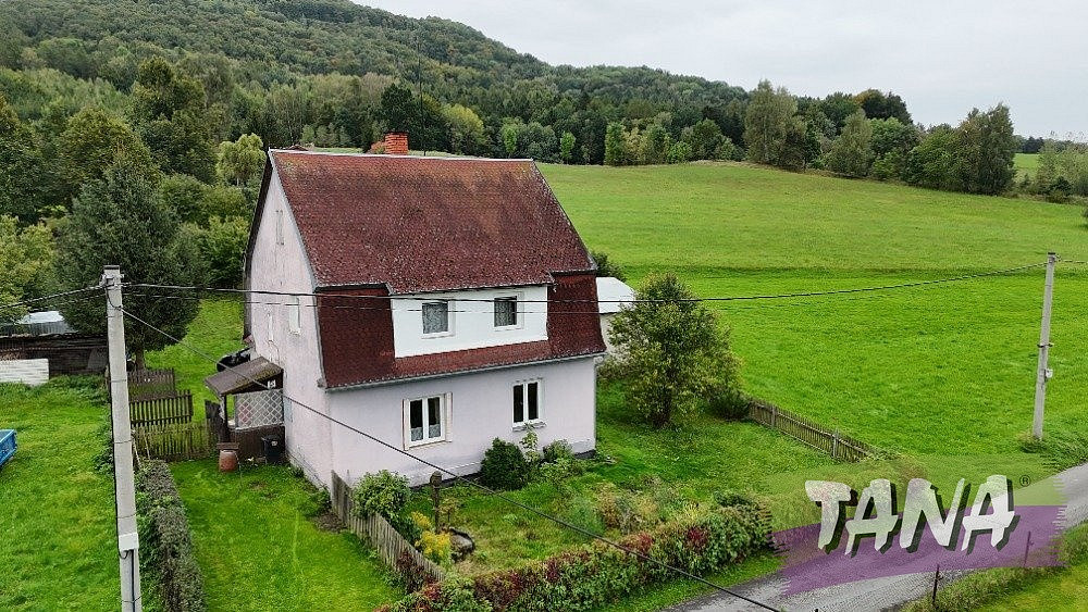 Prodej domu 110 m² s pozemkem 1 916 m²