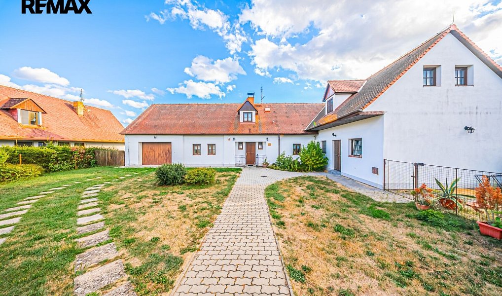 Prodej domu 271 m² s pozemkem 3 206 m², Hrachoviště – náhled fotky 47
