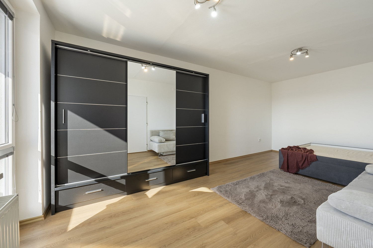 Pronájem bytu 1+1 45 m² – fotografie 5