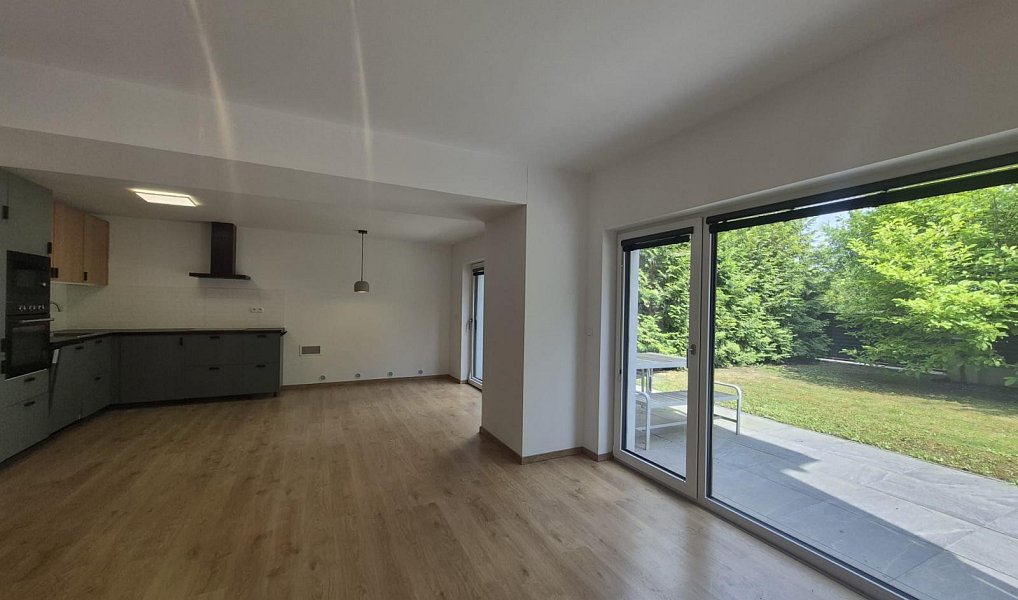 Pronájem domu 120 m² s pozemkem 350 m², Praha – náhled fotky 22
