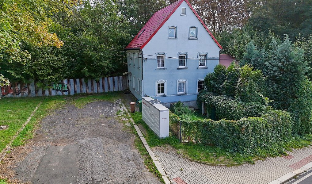 Prodej domu 167 m² s pozemkem 350 m², Aš – náhled fotky 3