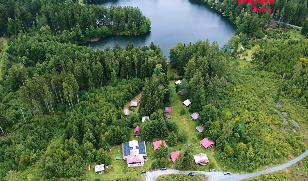 Prodej ubytovacího objektu 777 m², Pojbuky – náhled fotky 2
