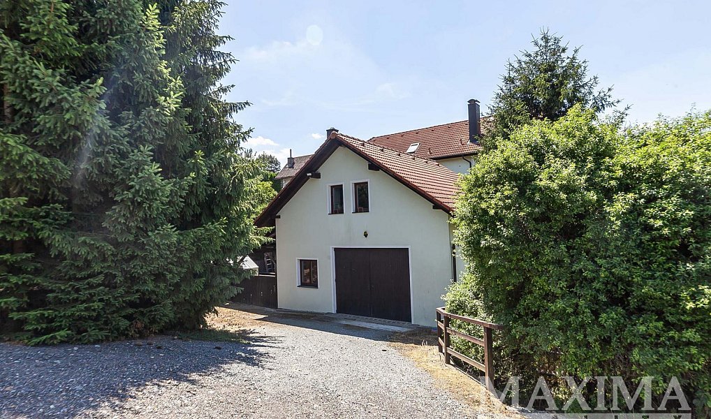 Prodej domu 245 m² s pozemkem 773 m², Ejpovice – náhled fotky 23
