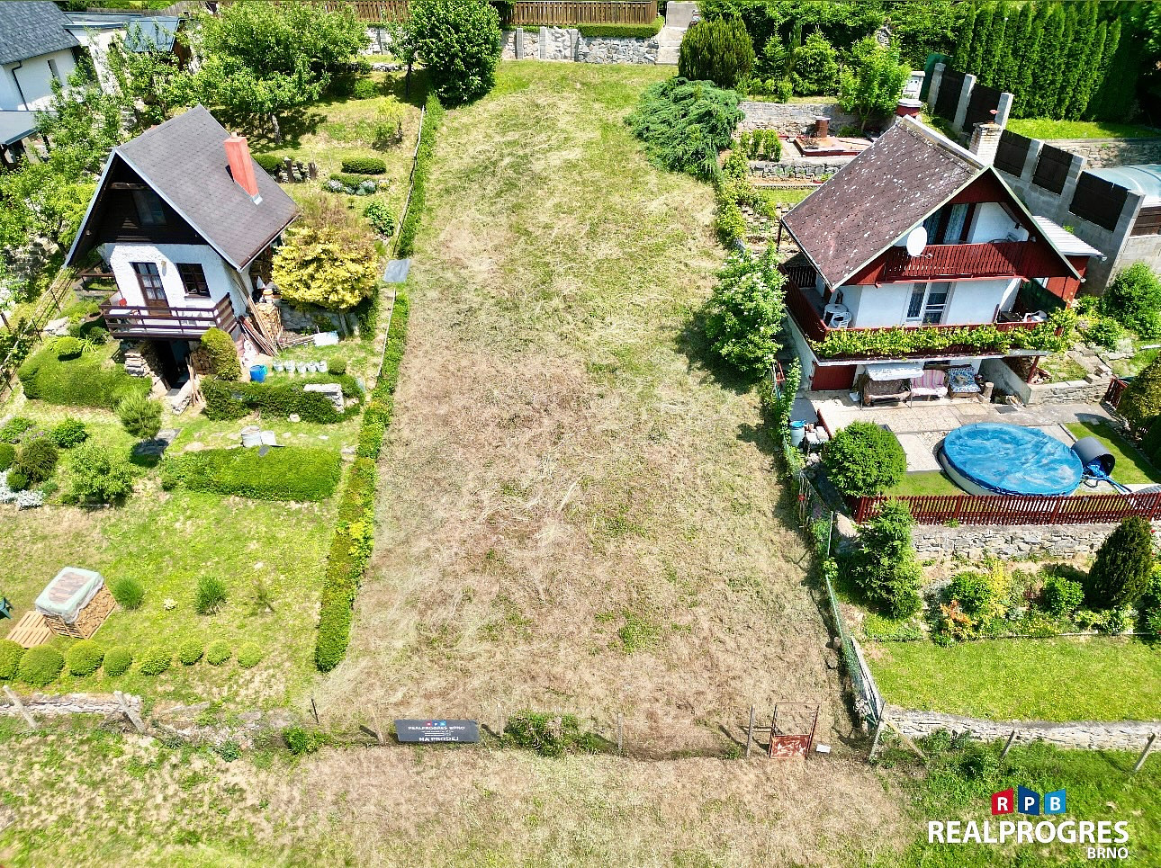 Prodej stavebního pozemku 396 m² — photo 2