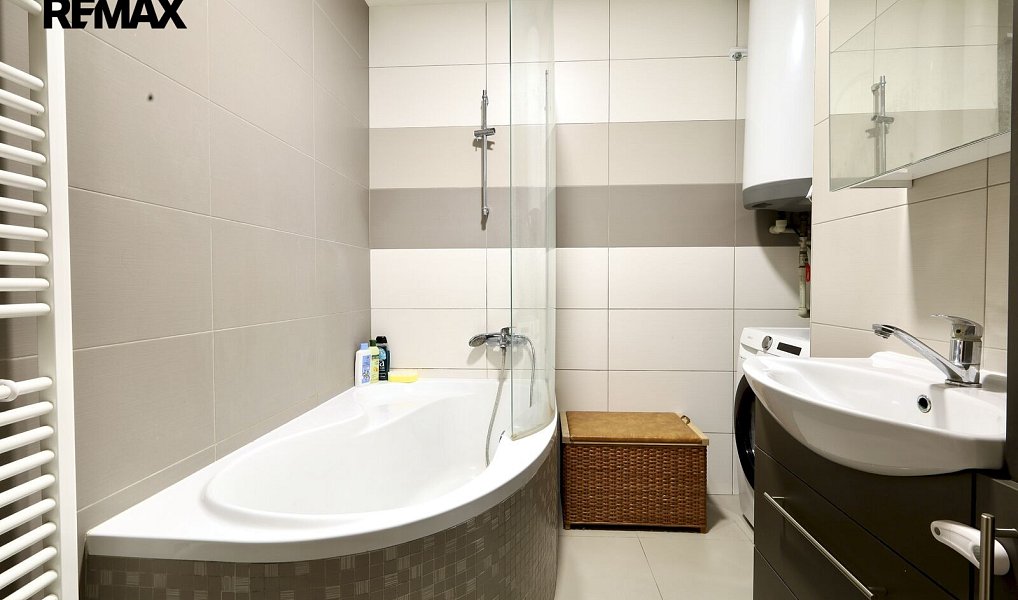 Prodej bytu 4+1 99 m², Poniklá – náhled fotky 18