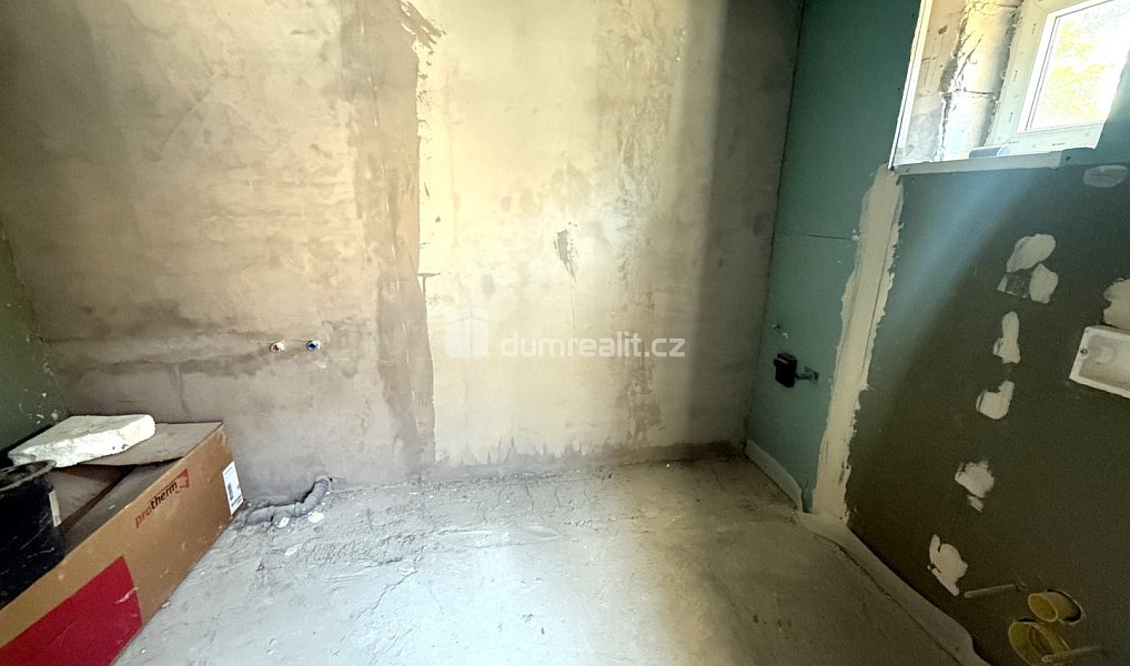 Prodej domu 100 m² s pozemkem 213 m², Nivnice – náhled fotky 9