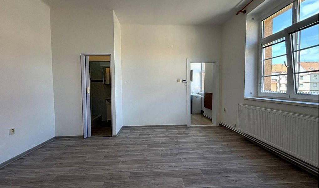 Prodej bytu 2+1 39 m², Chrudim – náhled fotky 9