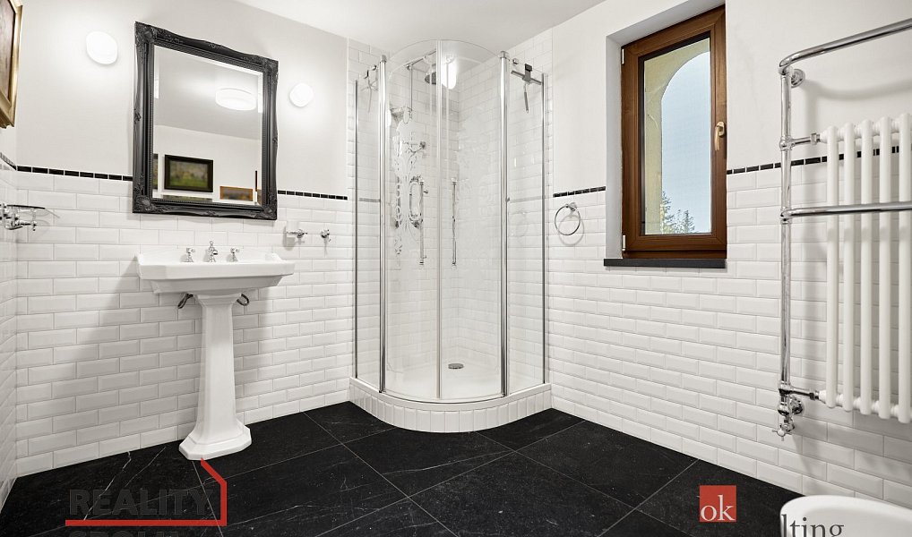 Prodej domu 231 m² s pozemkem 2 229 m², Nejdek – náhled fotky 49