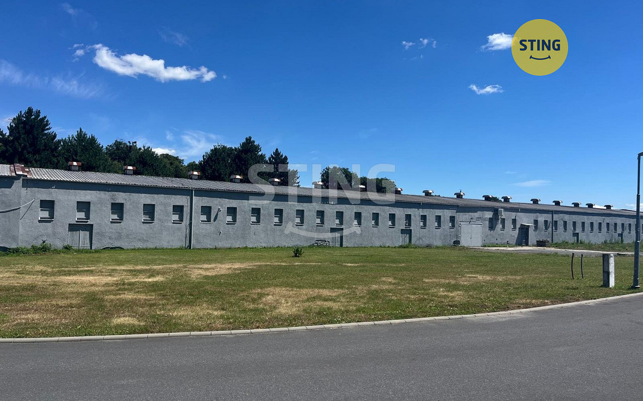 Pronájem skladovacích prostor 1 156 m²