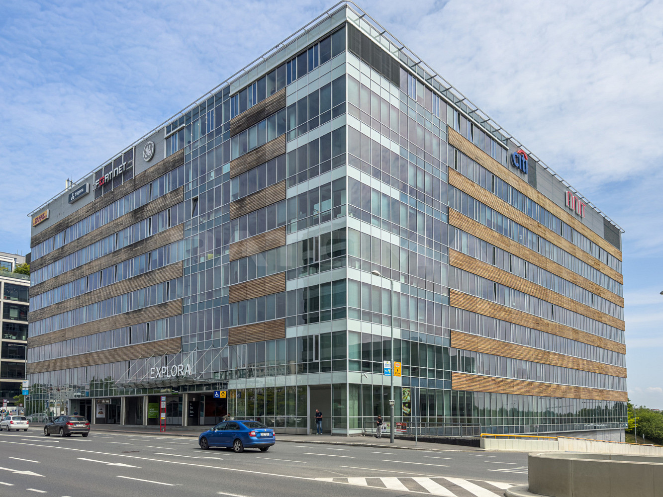 Pronájem kanceláře 659 m²