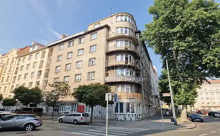 Pronájem bytu 1+1 42 m²