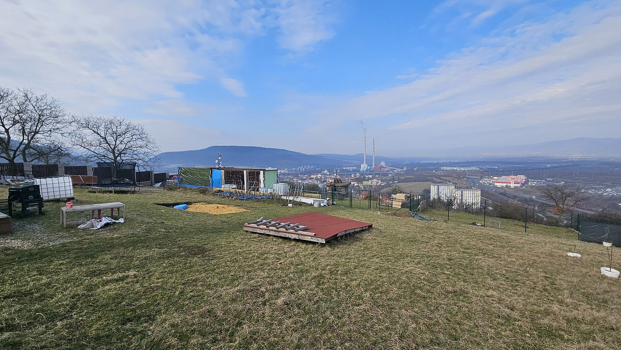 Prodej stavebního pozemku 1 100 m² – fotografie 2