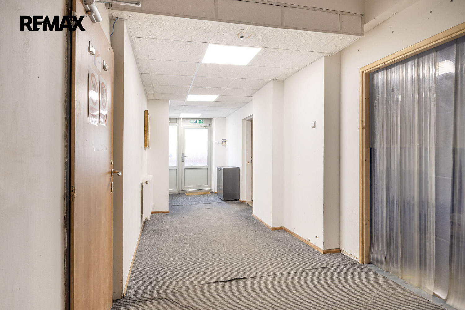Pronájem výrobních prostor 1 270 m² – fotografie 5