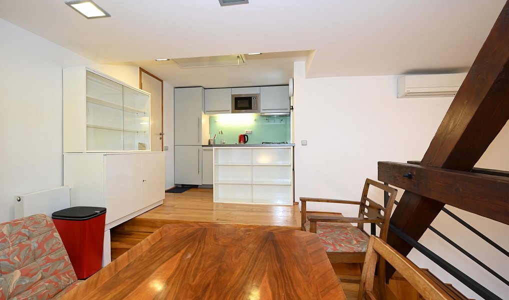 Pronájem bytu 2+kk 65 m², Praha – náhled fotky 4