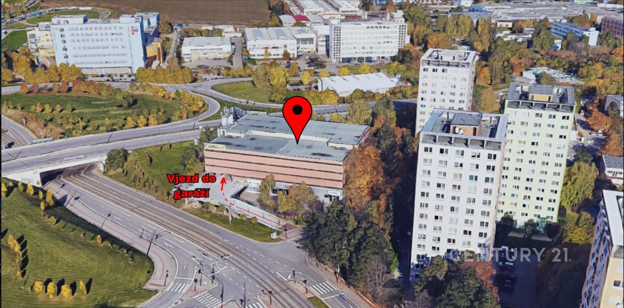 Prodej uzamykatelného garážového stání v brněkrálově poli, ul. herčíkova — photo 5