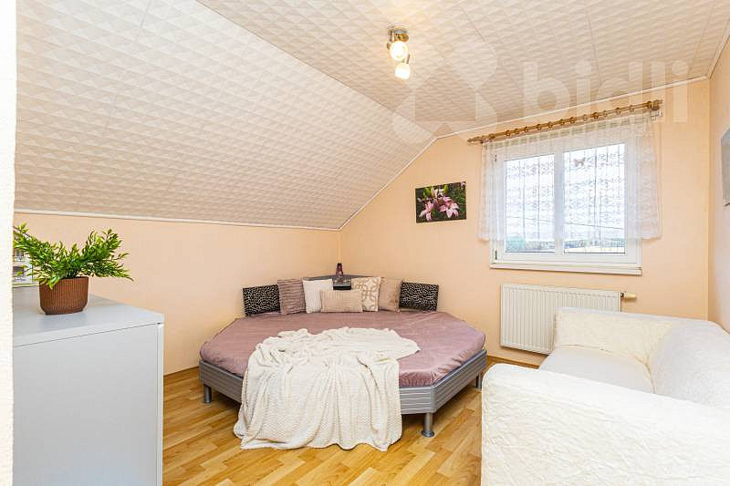 Prodej domu 146 m² s pozemkem 1 161 m² — photo 4