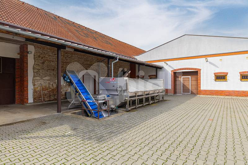 Prodej výrobních prostor 2 721 m² — photo 5