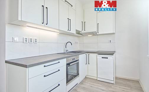 Pronájem bytu 2+1 54 m², Božkova, Karviná - Ráj