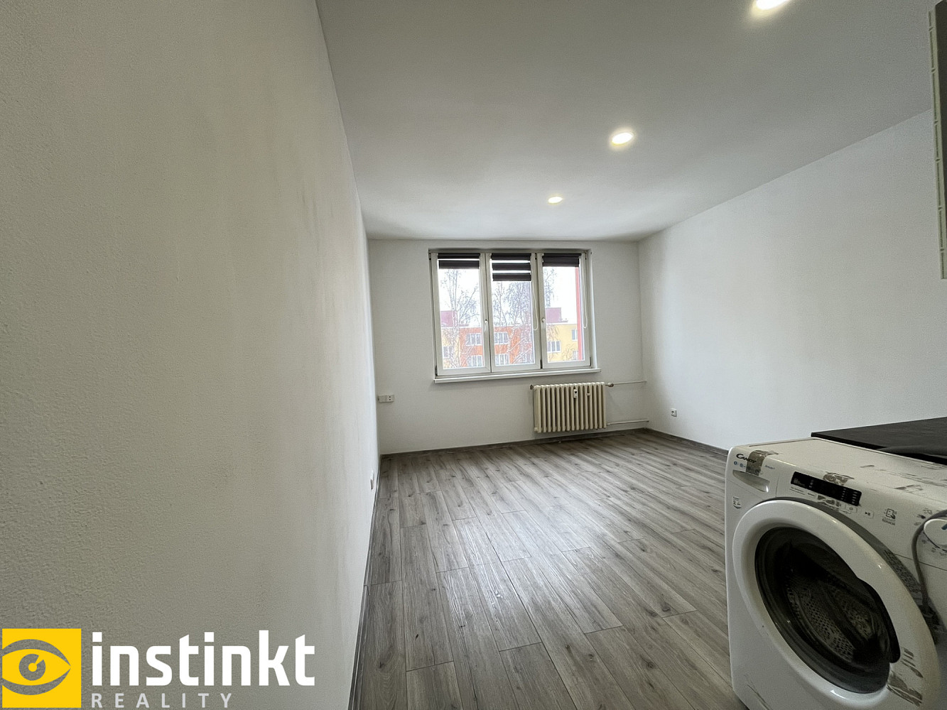 Pronájem bytu 1+kk 28 m² – fotografie 5