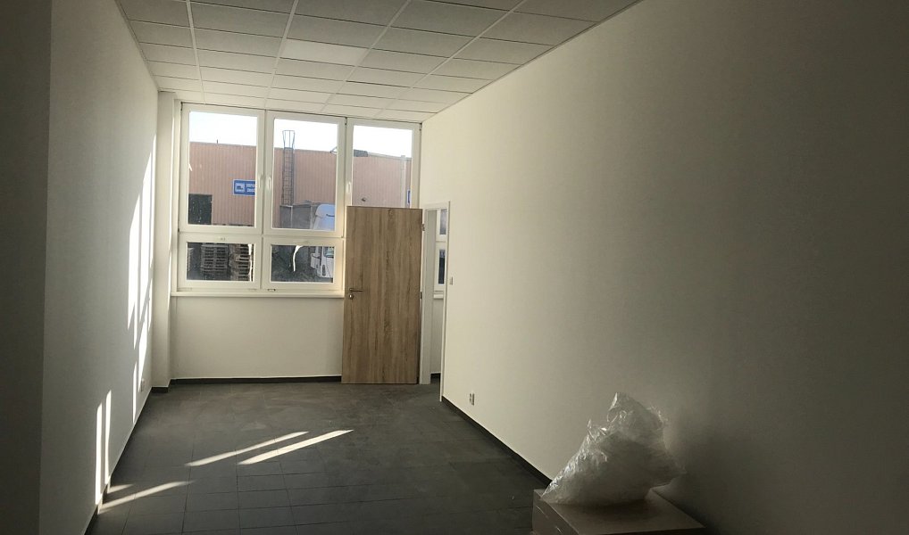 Pronájem kanceláře 90 m², Litvínov – náhled fotky 8