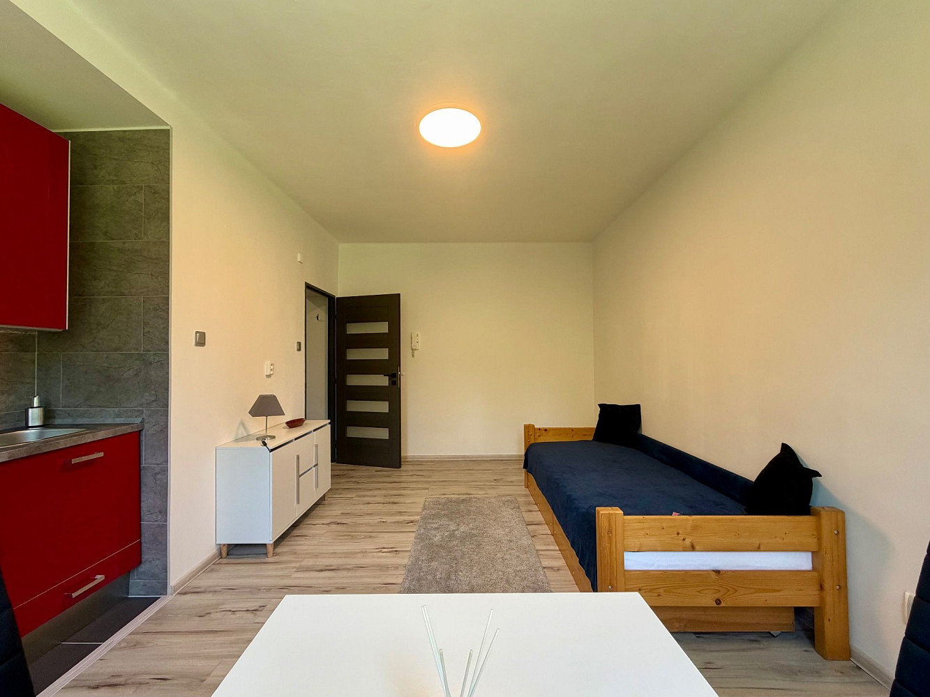 Pronájem bytu 1+kk 22 m² – pohled 6
