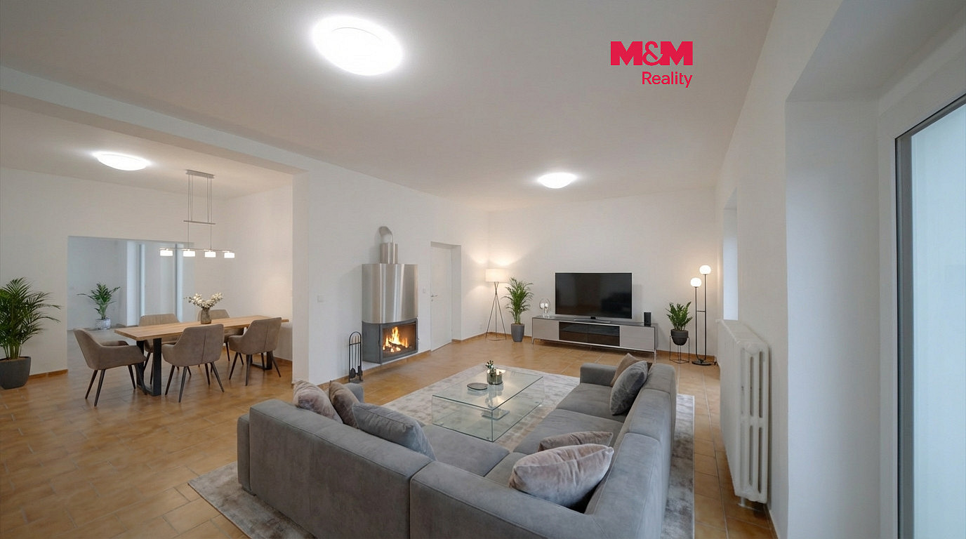 Prodej domu 292 m² s pozemkem 663 m²