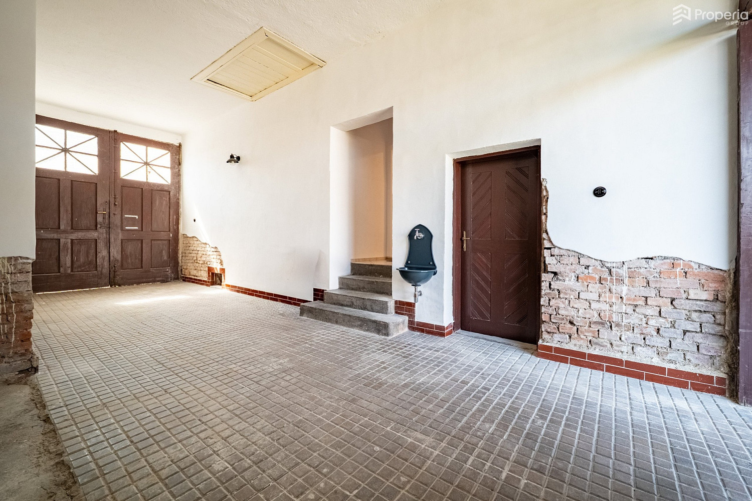 Pronájem obchodních prostor 84 m² – fotografie 3