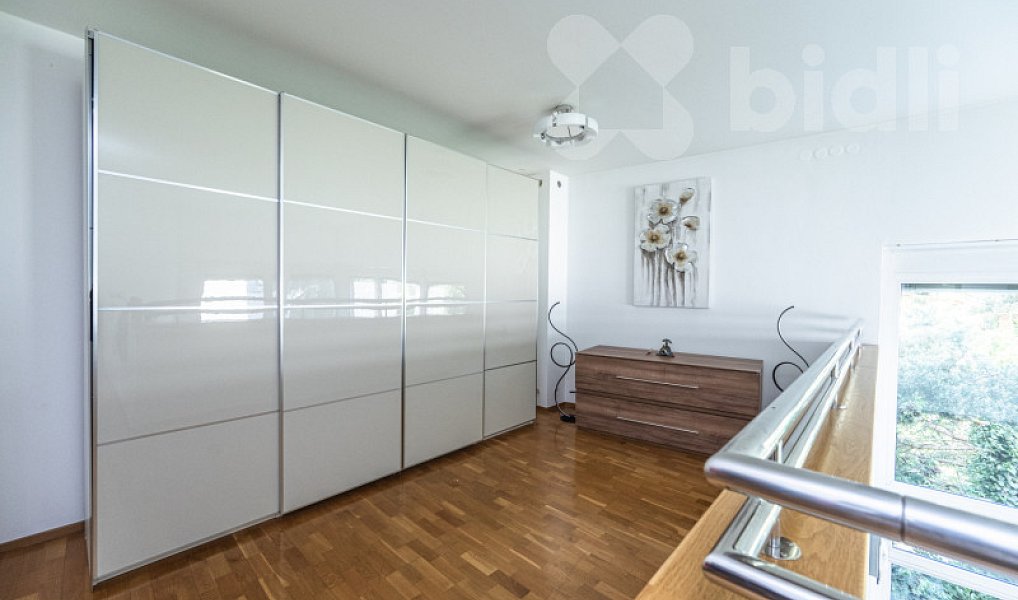 Pronájem domu 379 m² s pozemkem 572 m², Praha – náhled fotky 11