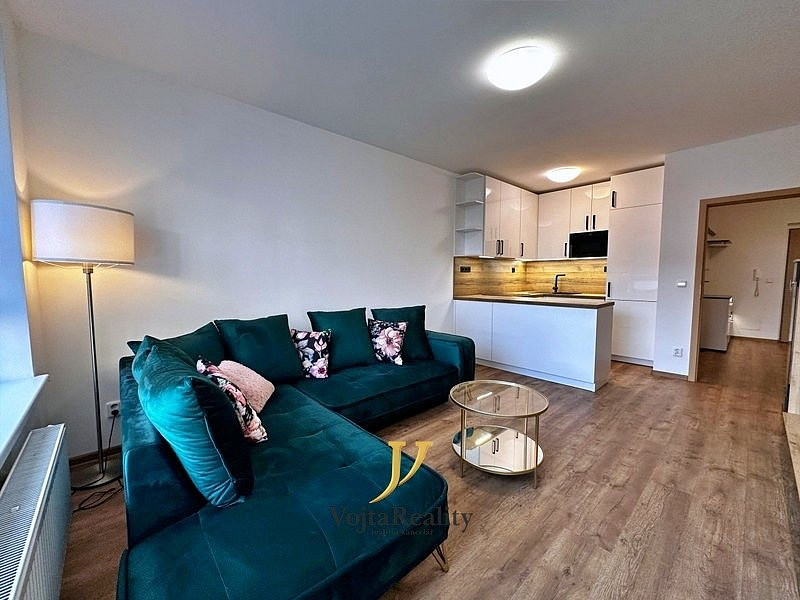 Pronájem bytu 2+kk 50 m² – pohled 4