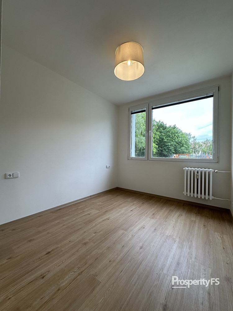 Pronájem bytu 2+kk 41 m² — photo 4