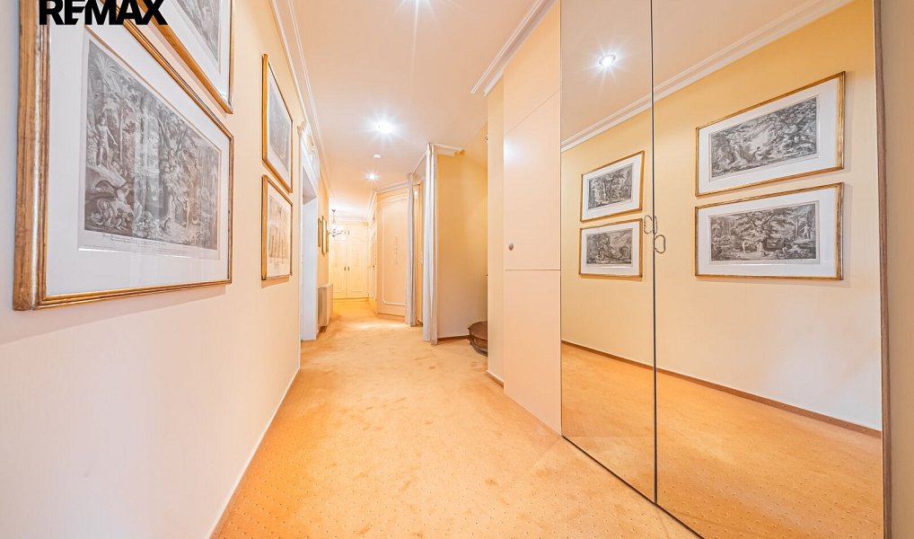 Prodej kanceláře 333 m², Praha – náhled fotky 32