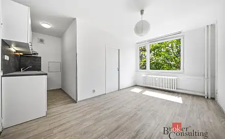 Pronájem bytu 2+kk 32 m²