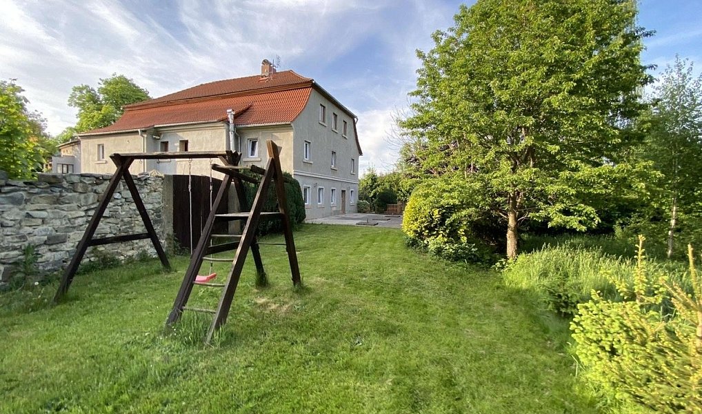Prodej ubytovacího objektu 310 m², Varnsdorf – náhled fotky 3