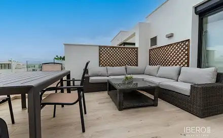 Prodej domu 292 m² s pozemkem 292 m², Fuengirola, Španělsko