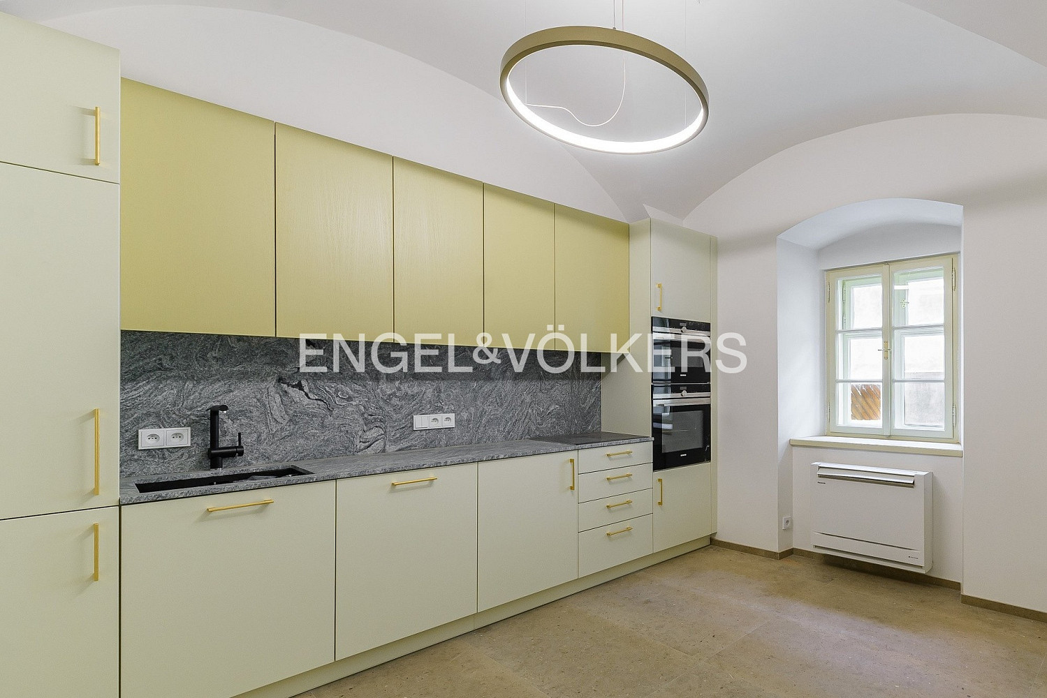 Pronájem bytu 2+kk 50 m² — photo 2