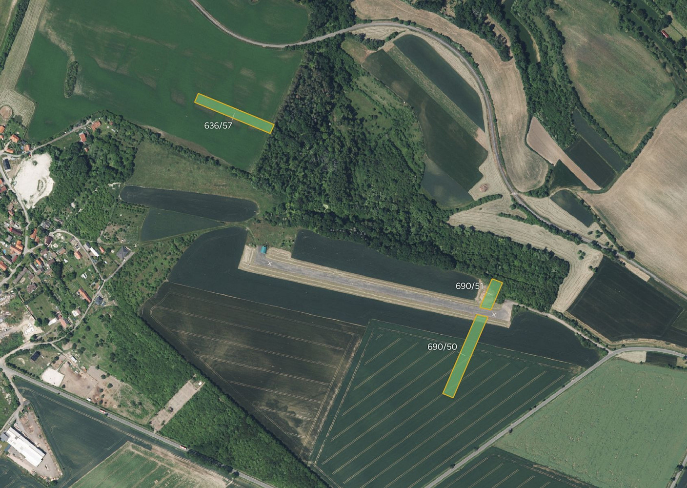 Prodej pole 7 658 m²
