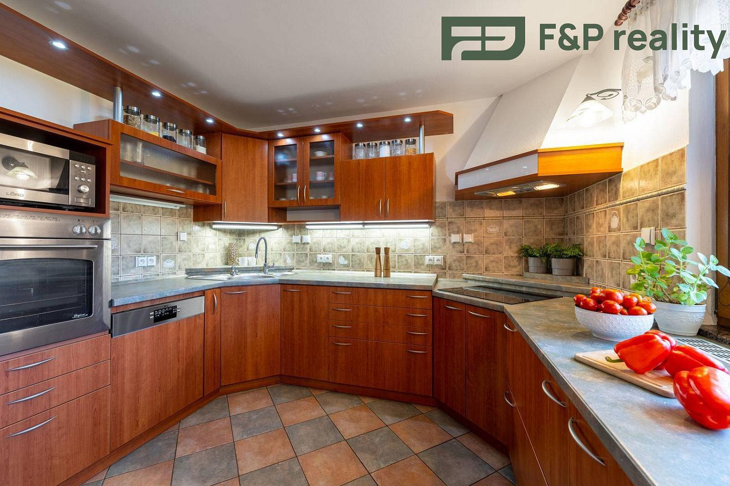 Prodej domu 320 m² s pozemkem 1 691 m² – fotografie 5