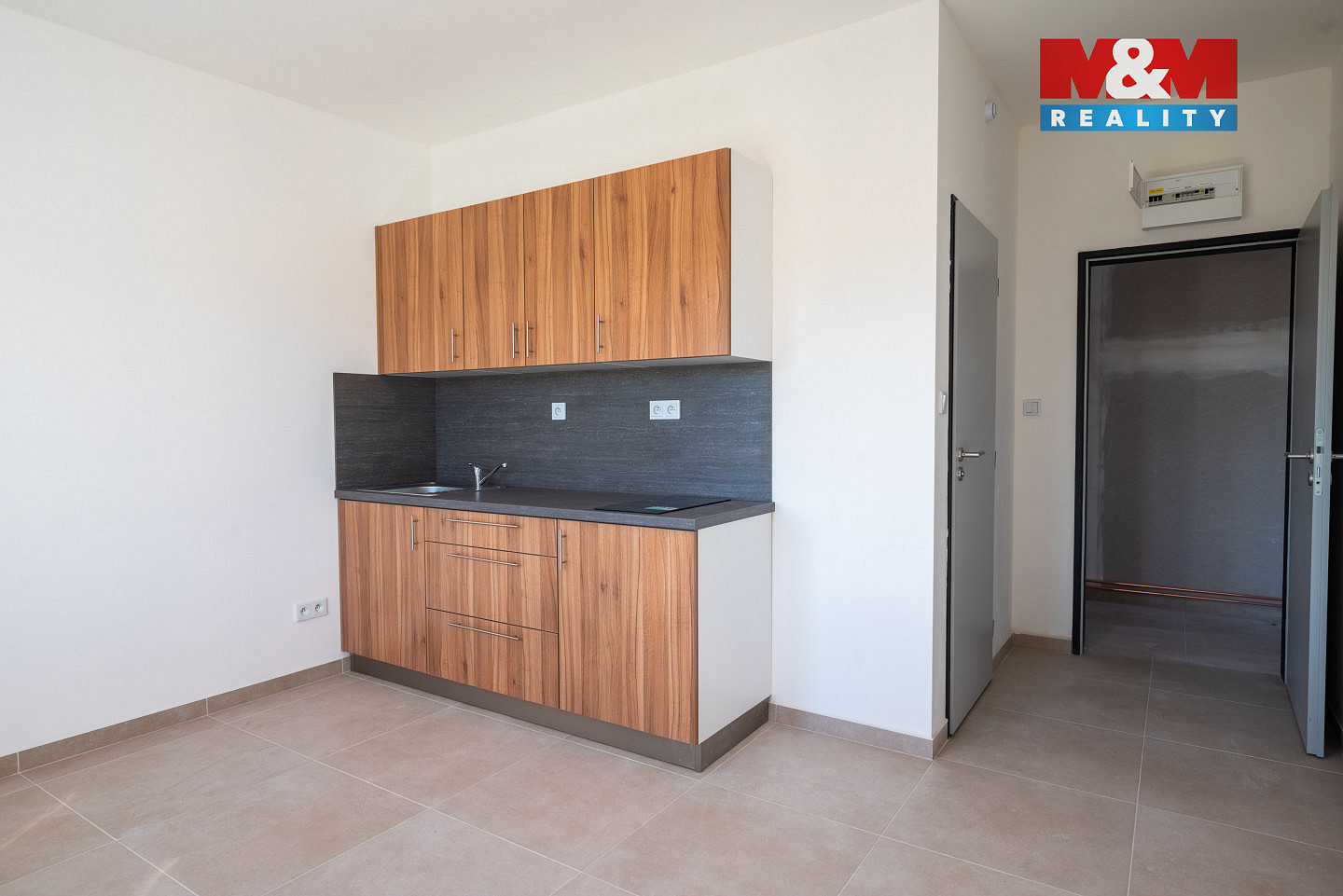 Pronájem bytu 1+kk 18 m² — photo 3