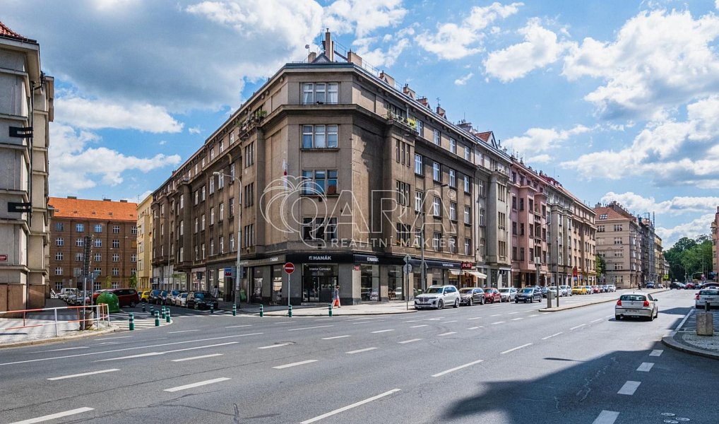 Pronájem kanceláře 100 m², Praha – náhled fotky 2