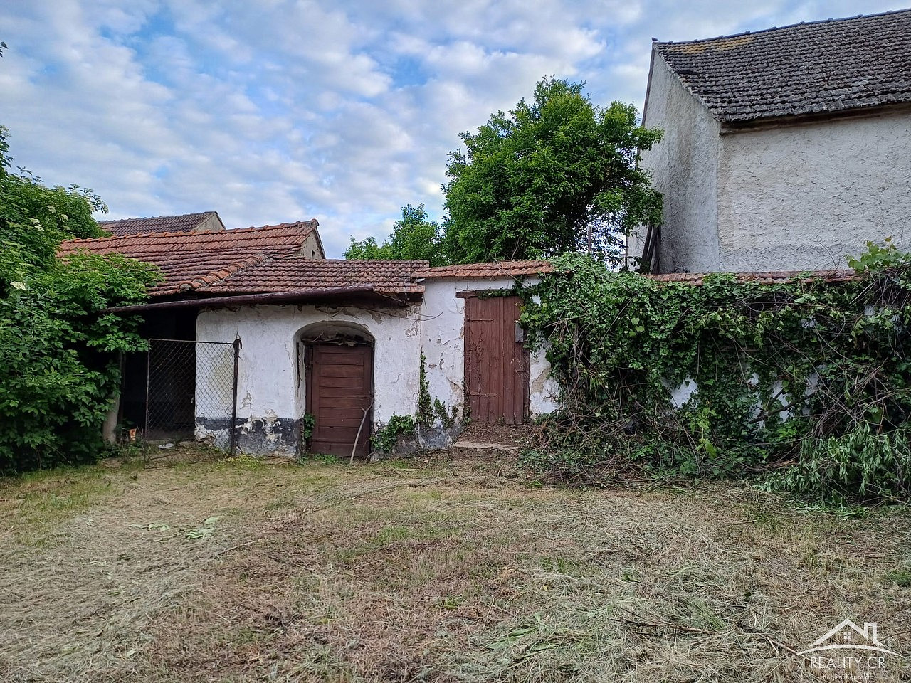 Prodej domu 111 m² s pozemkem 688 m² – další