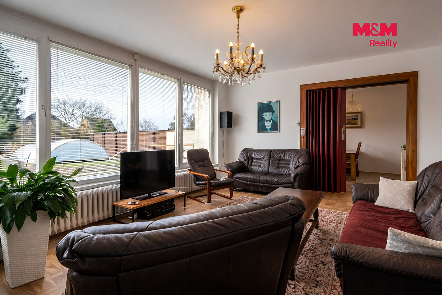 Prodej domu 279 m² s pozemkem 466 m² – fotografie 2