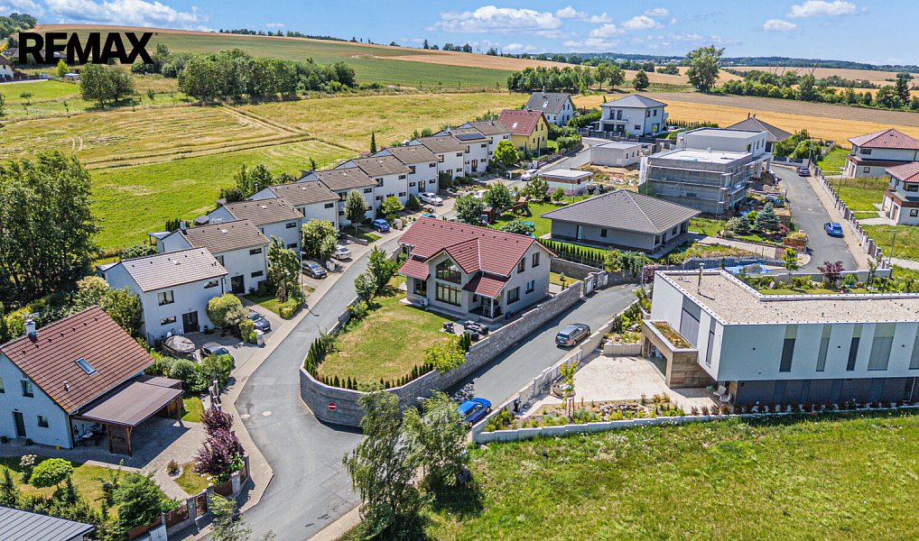 Prodej domu 226 m² s pozemkem 793 m², Popovičky – náhled fotky 16
