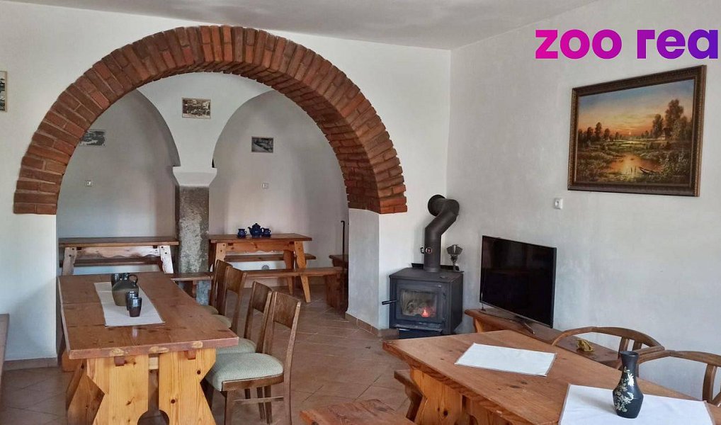 Prodej ubytovacího objektu 455 m², Rožmberk nad Vltavou – náhled fotky 2