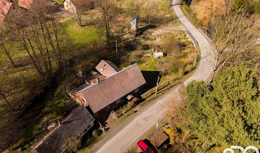 Prodej domu 300 m² s pozemkem 1 247 m², Krásný Les – náhled fotky 30