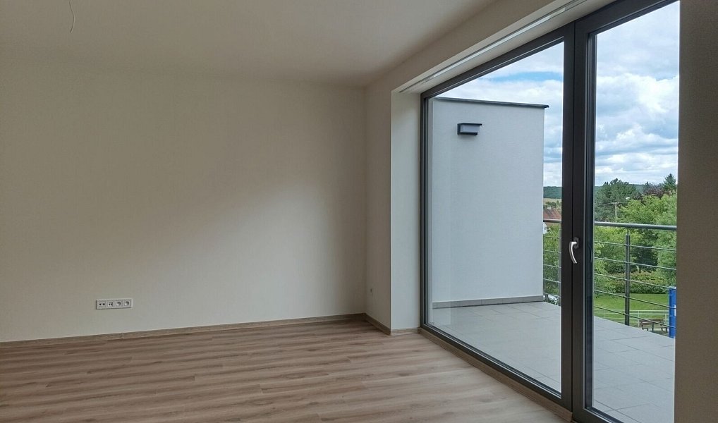 Pronájem bytu 3+kk 72 m², Bystřany – náhled fotky 7