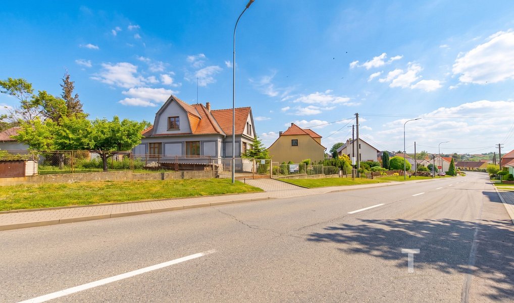Prodej domu 245 m² s pozemkem 1 569 m², Miroslav – náhled fotky 26